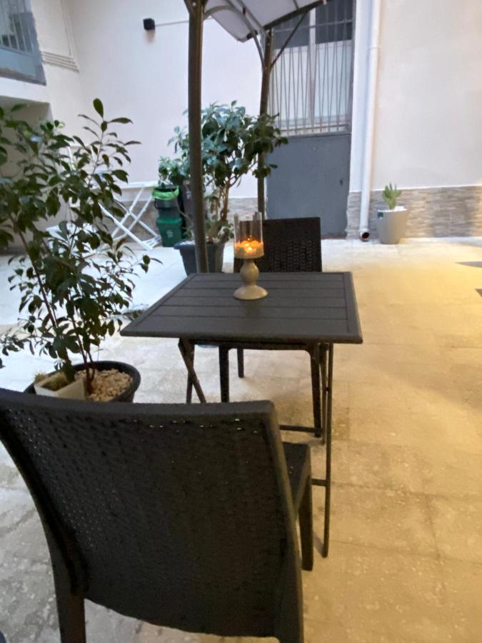 Il Cortiletto28 Rooms & House Сиракузы Экстерьер фото